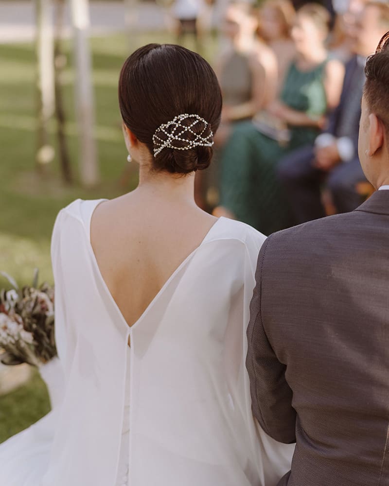 Cadena para el pelo tocado de novia dorado y perla